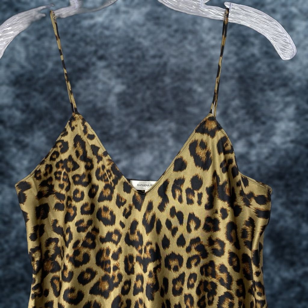 Banana Republic Banana Republic Silk Cami Tank Top Womens XS Leopard Print Adjustable Straps Vintage Silk Camisole Womens XS Leopard Brown Animal 90s? Size XS / US 0-2 / IT 36-38 - 1 Thumbnail