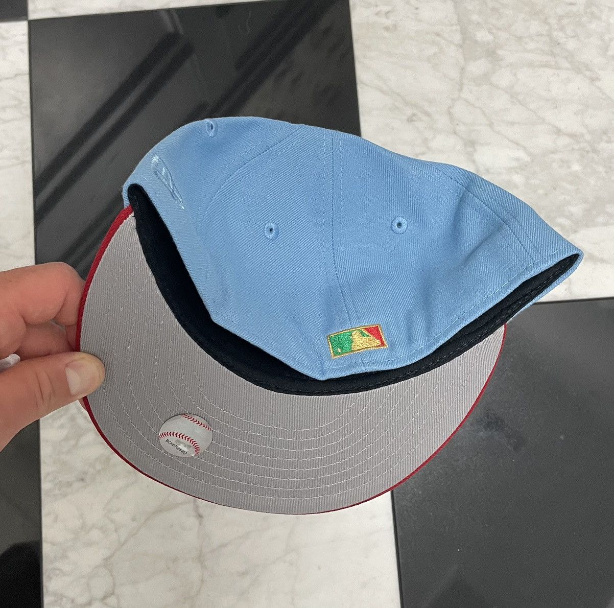 New Era 🔥 Exclusive Astros hype logo fitted size 7 Size ONE SIZE - 3 Thumbnail