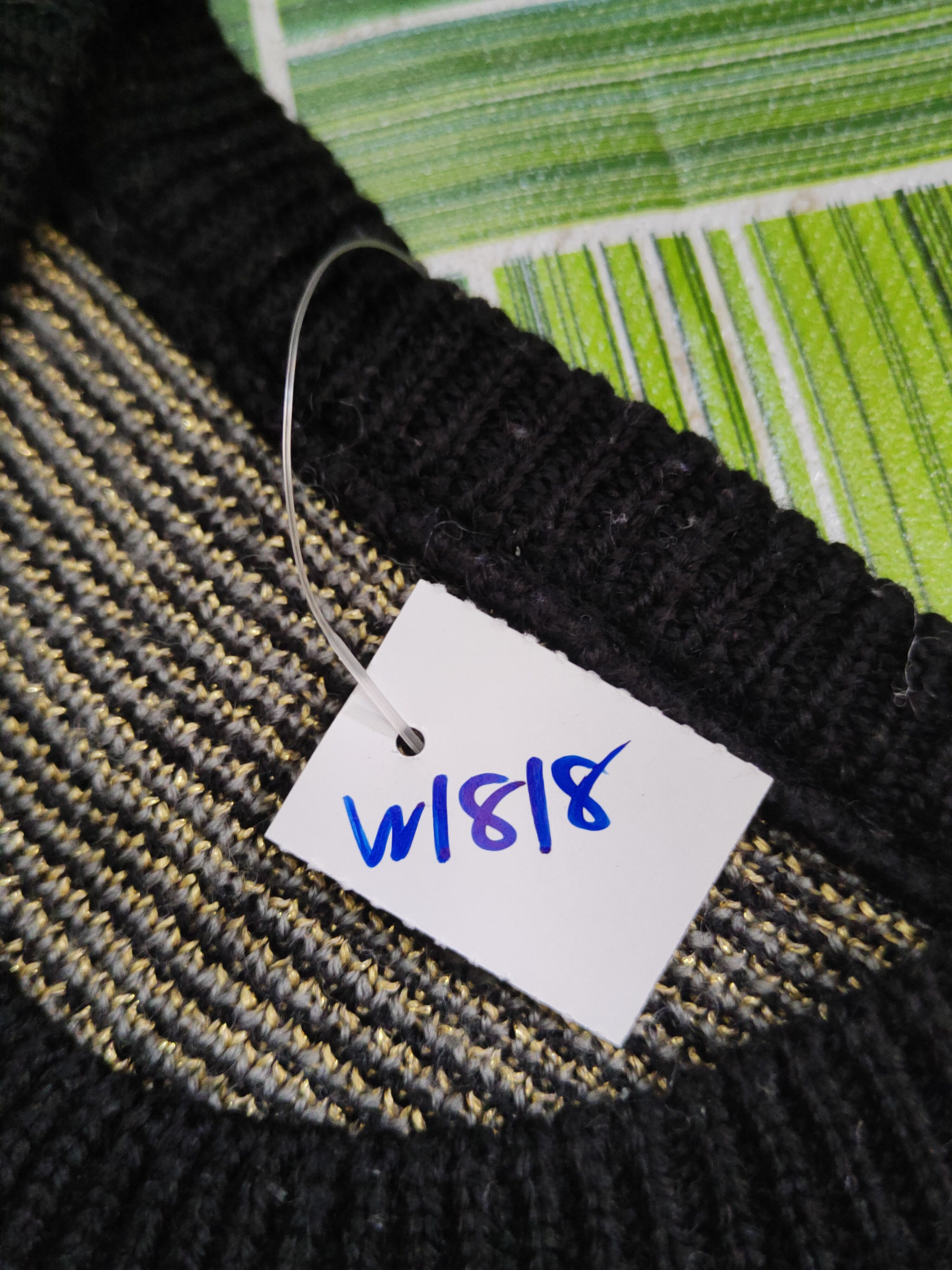 Vintage Japanese Brand Black Gray Knitwear Cardigan #W1818 Size US S / EU 44-46 / 1 - 11 Thumbnail