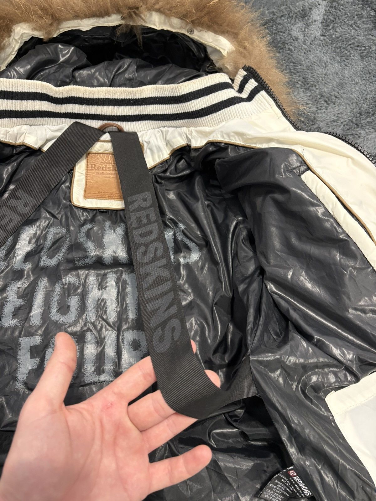 NFL Vintage Redskins Down Puffer Jacket with Fur Size US M / EU 48-50 / 2 - 9 Thumbnail