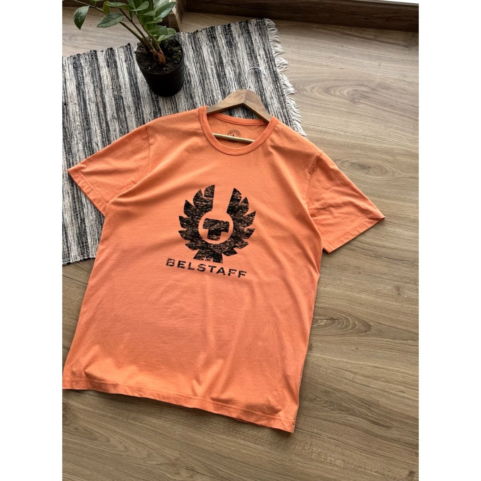 Belstaff VINTAGE Belstaff HEX PHOENIX HEAVYWEIGHT COTTON T-SHIRT Mens Orange L Shirt 90s Size US L / EU 52-54 / 3 - 2 Thumbnail
