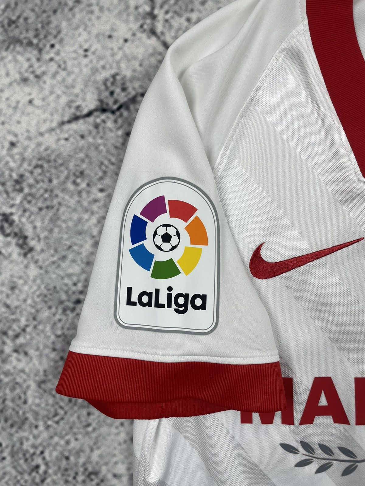 Nike Nike S Sevilla FC 20/21 Home #10 Rakitic Jersey eg Size US S / EU 44-46 / 1 - 8 Thumbnail