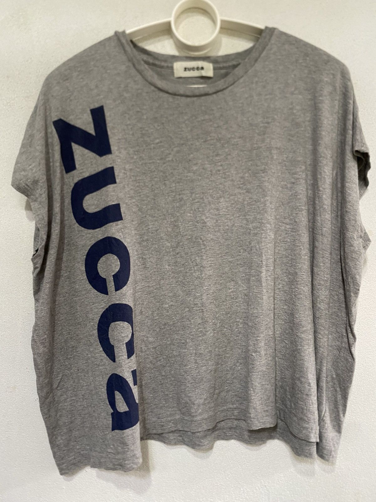 Zucca By Issey Miyake Sleeveless Tee shirt Speel Out