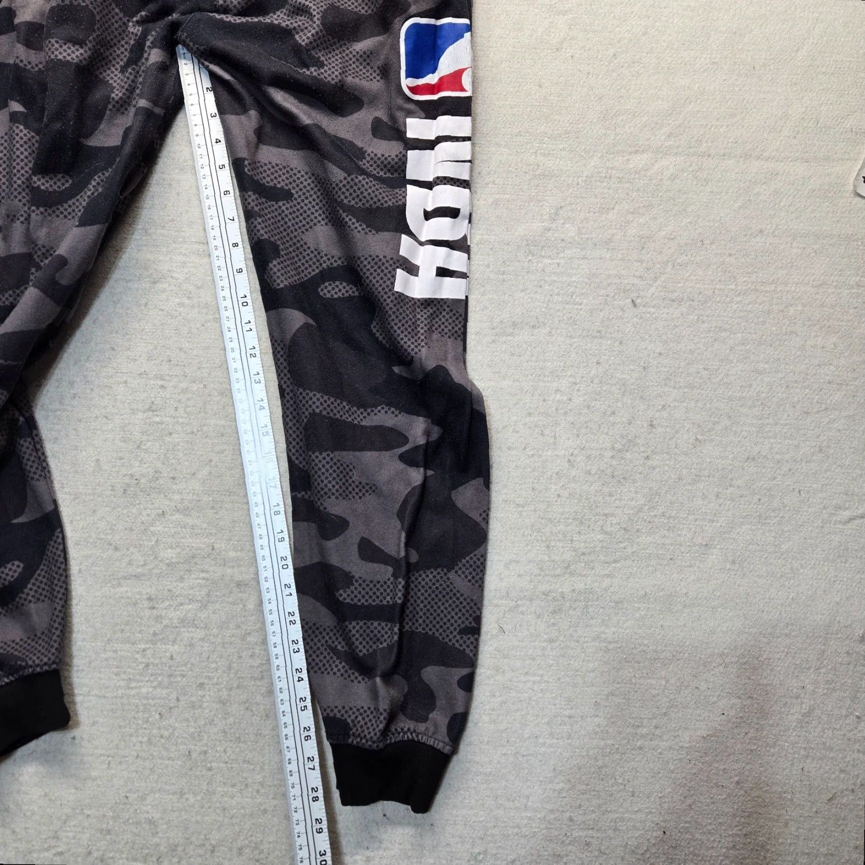 NBA NBA Sweatpants Jogger Black Gray Camo Elastic Waist Drawstring Basketball Men XL Size US 36 / EU 52 - 6 Thumbnail