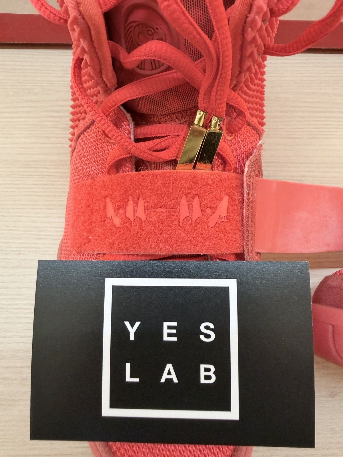 Nike NIKE YEEZY 2 RED OCTOBER Size US 8.5 / EU 41-42 - 16 Thumbnail