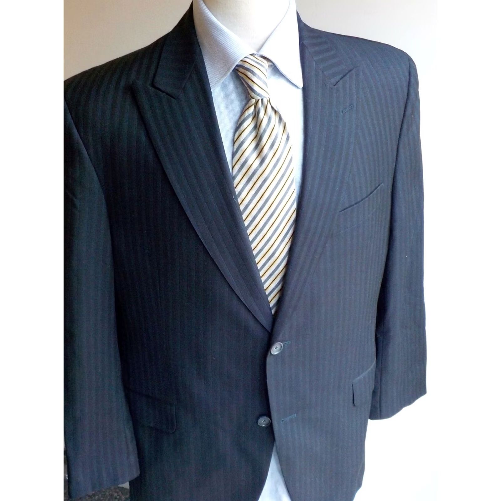 Jack Victor Jack Victor Collection Navy Blue Pinstripe Flat Front 2 Piece Suit 42R 36X28.5 Mens Wool Navy Pinstripe 2 Button Suit Size 42R - 2 Thumbnail