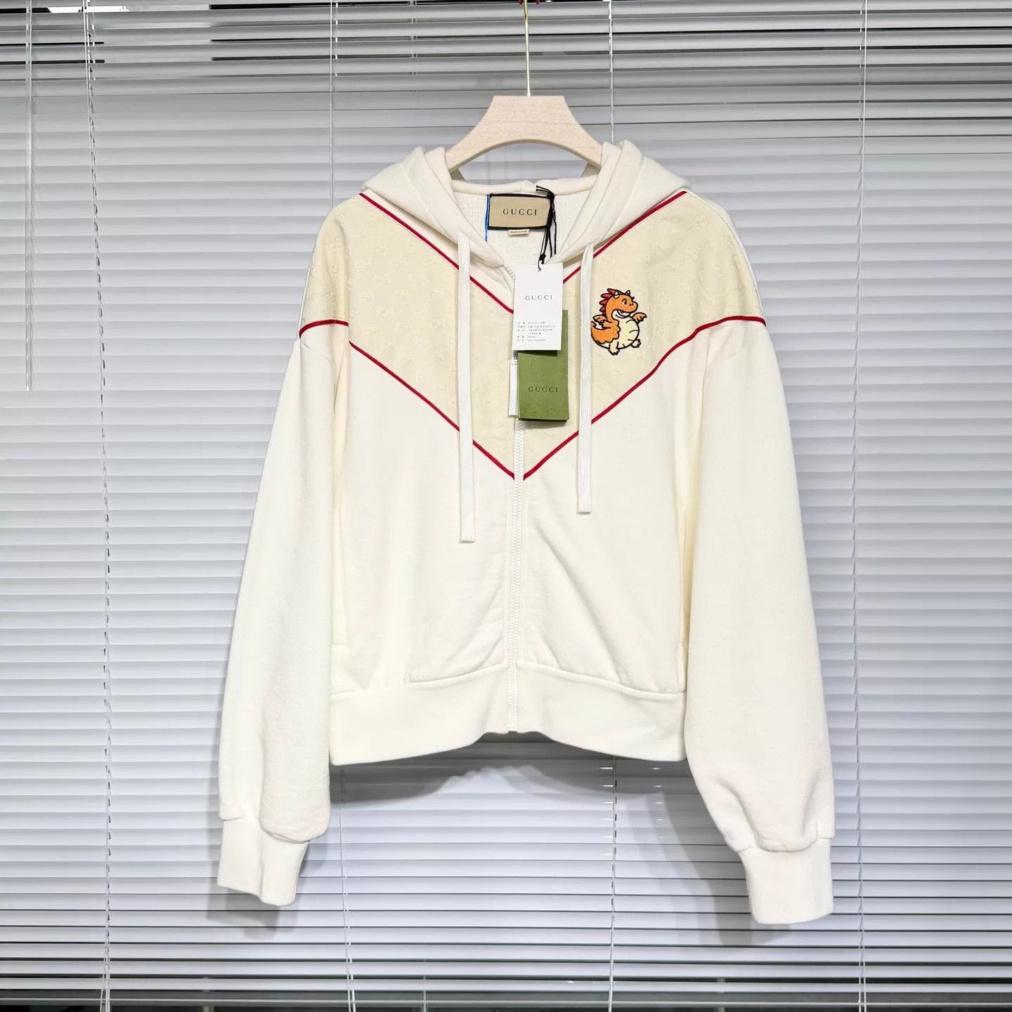 Gucci Gucci SS24 Dragon Zip Hoodie L Off-White GG Embroidery Size L / US 10 / IT 46 - 1 Thumbnail