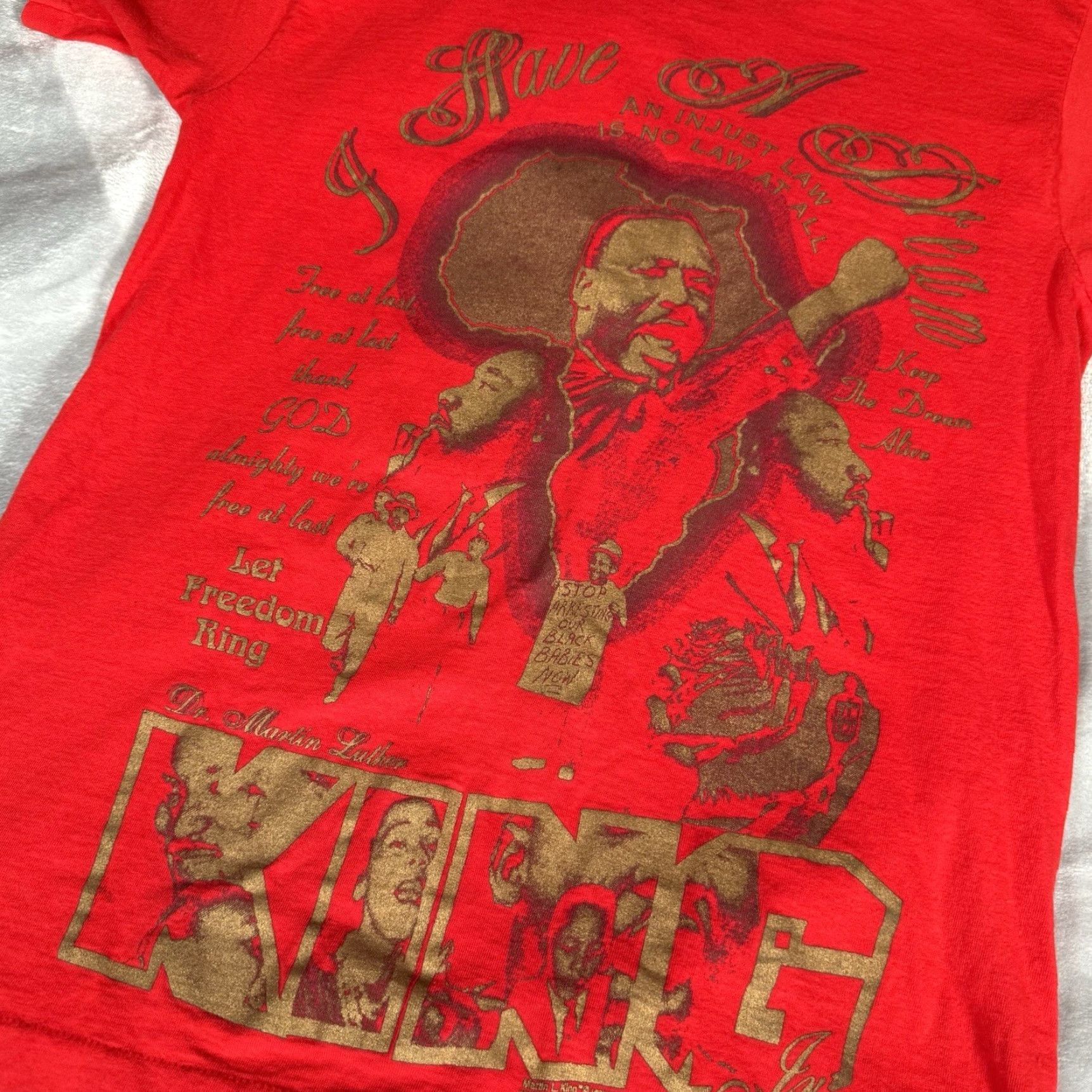 Vintage VINTAGE MLK T Shirt Mens L Slim Fit Red 1990s 90s Graphic Print Crew Neck Short Sleeve USA Made Mens Shirts Size US L / EU 52-54 / 3 - 3 Thumbnail