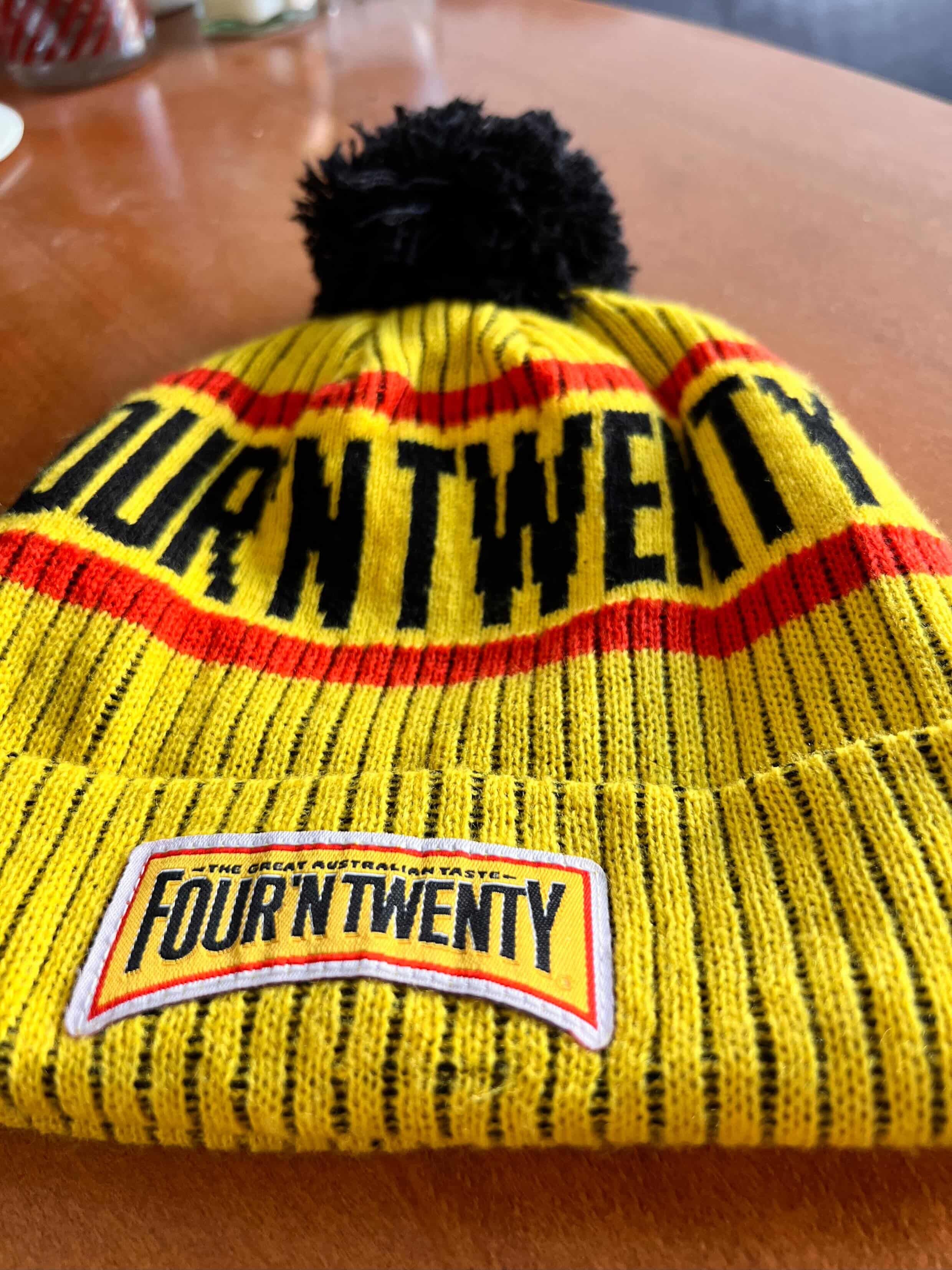 Vintage Four N’ Twenty Meat Pies Retro Y2K Yellow Knit Beanie Hat Size ONE SIZE - 2 Thumbnail