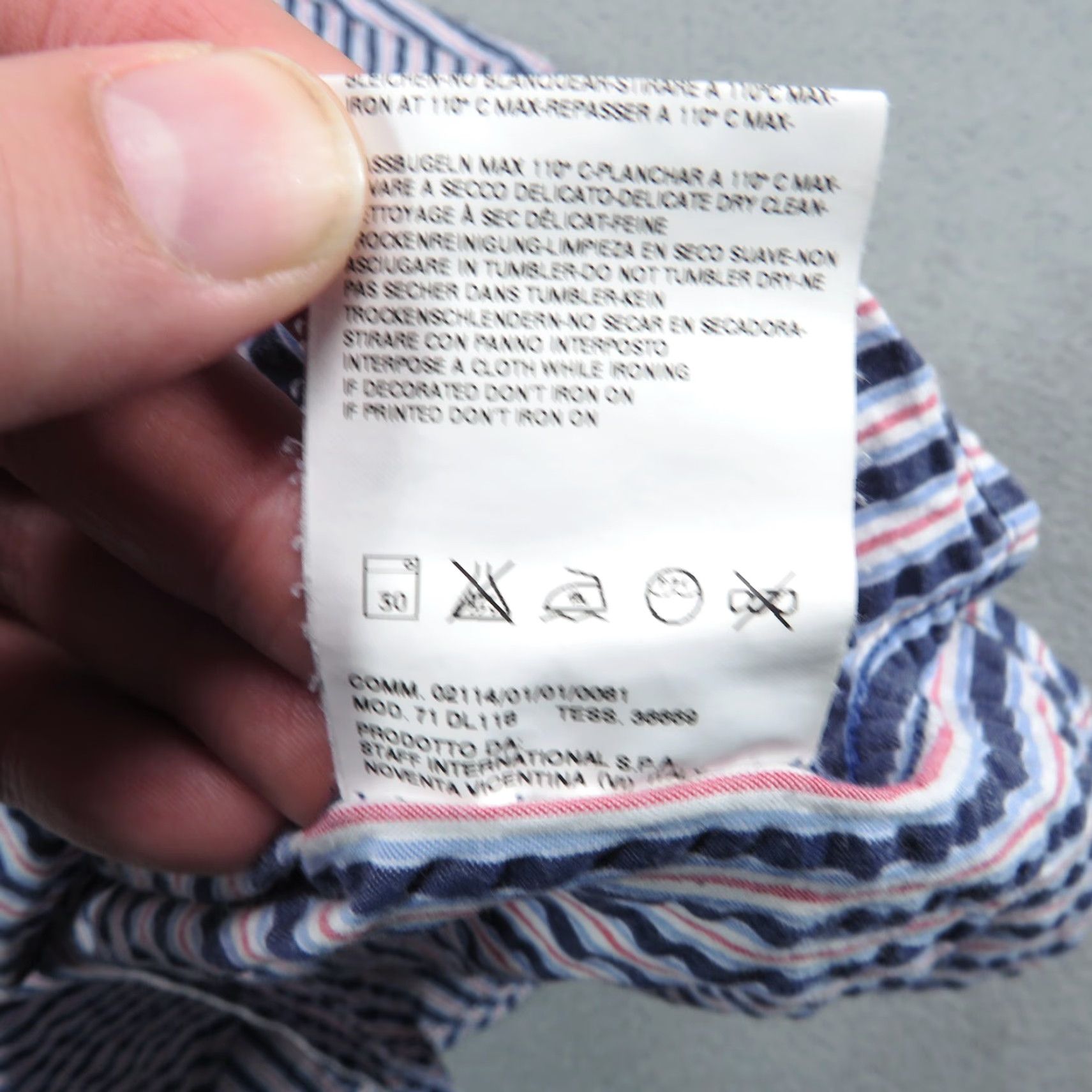 Dsquared2 Dsquared2 Shirt Mens 50 Large Blue Red White Seersucker Textured Button Luxury Size US L / EU 52-54 / 3 - 6 Thumbnail