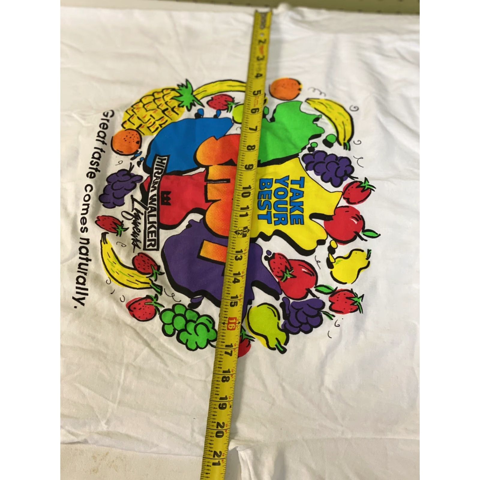 Vintage VINTAGE Mens Large T-Shirt Hiram Walker Booze Liqueurs 90s White Short Sleeve Crew Neck Single Stitch Cotton Blend Mens Size US L / EU 52-54 / 3 - 7 Thumbnail