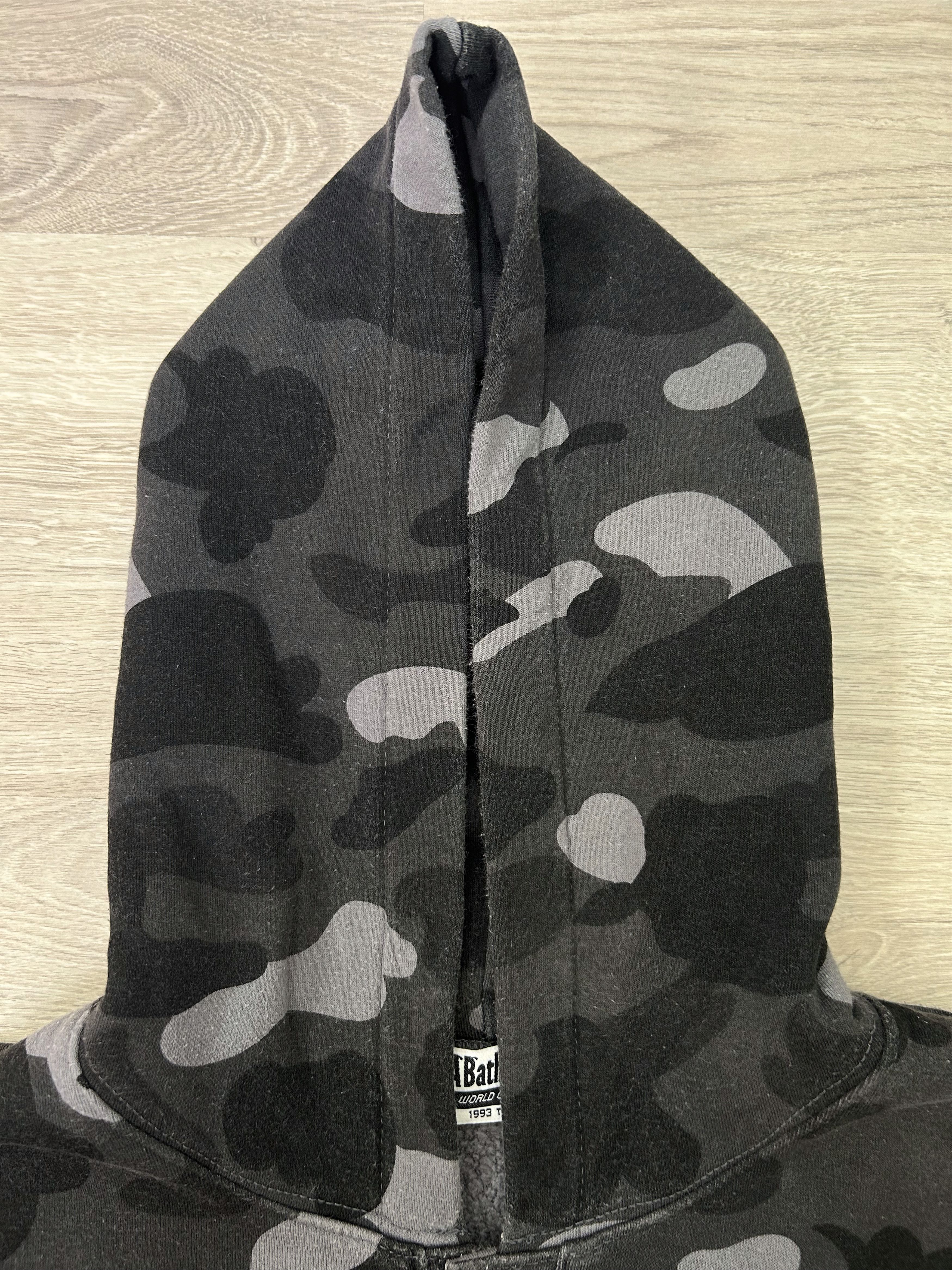 Bape BAPE Black Camo Snap Button Hoodie [Size L] Size US L / EU 52-54 / 3 - 4 Thumbnail