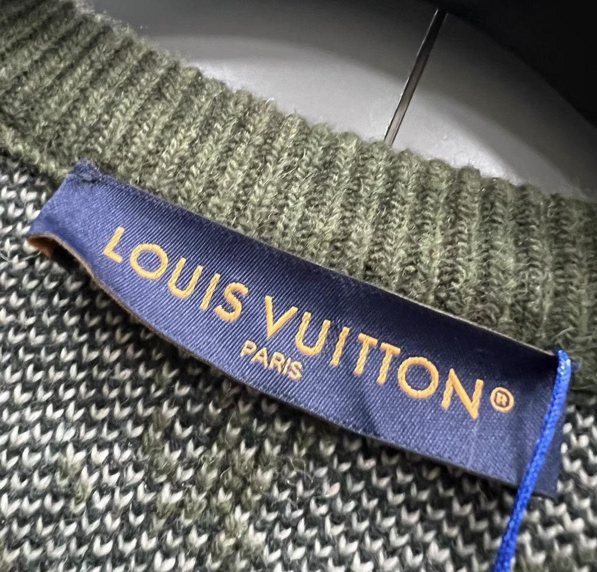 Louis Vuitton Louis Vuitton Monogram Crew Neck Knit Sweater J41 Size US XXL / EU 58 / 5 - 3 Thumbnail