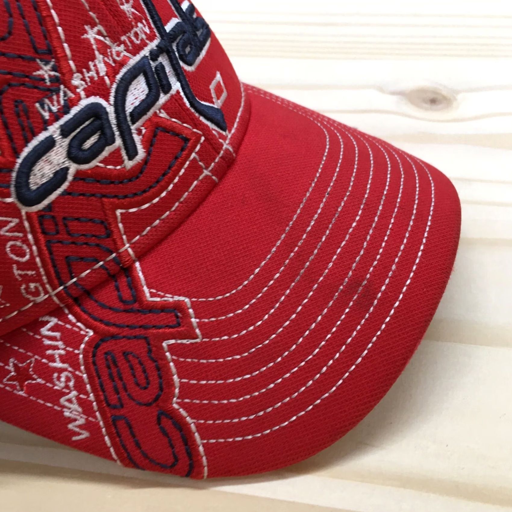 Reebok Reebok Washington Capitals NHL Baseball Cap Hat Mens Red S-M Fitted Curved Brim Size ONE SIZE - 5 Thumbnail