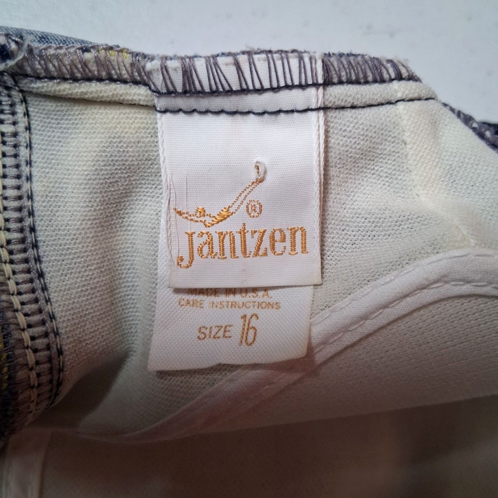 Jantzen VINTAGE Jantzen Bathing Suit Dress Blue Daisy Flowers 16 60s 70s USA Size XXL / US 16-18 / IT 52-54 - 3 Thumbnail