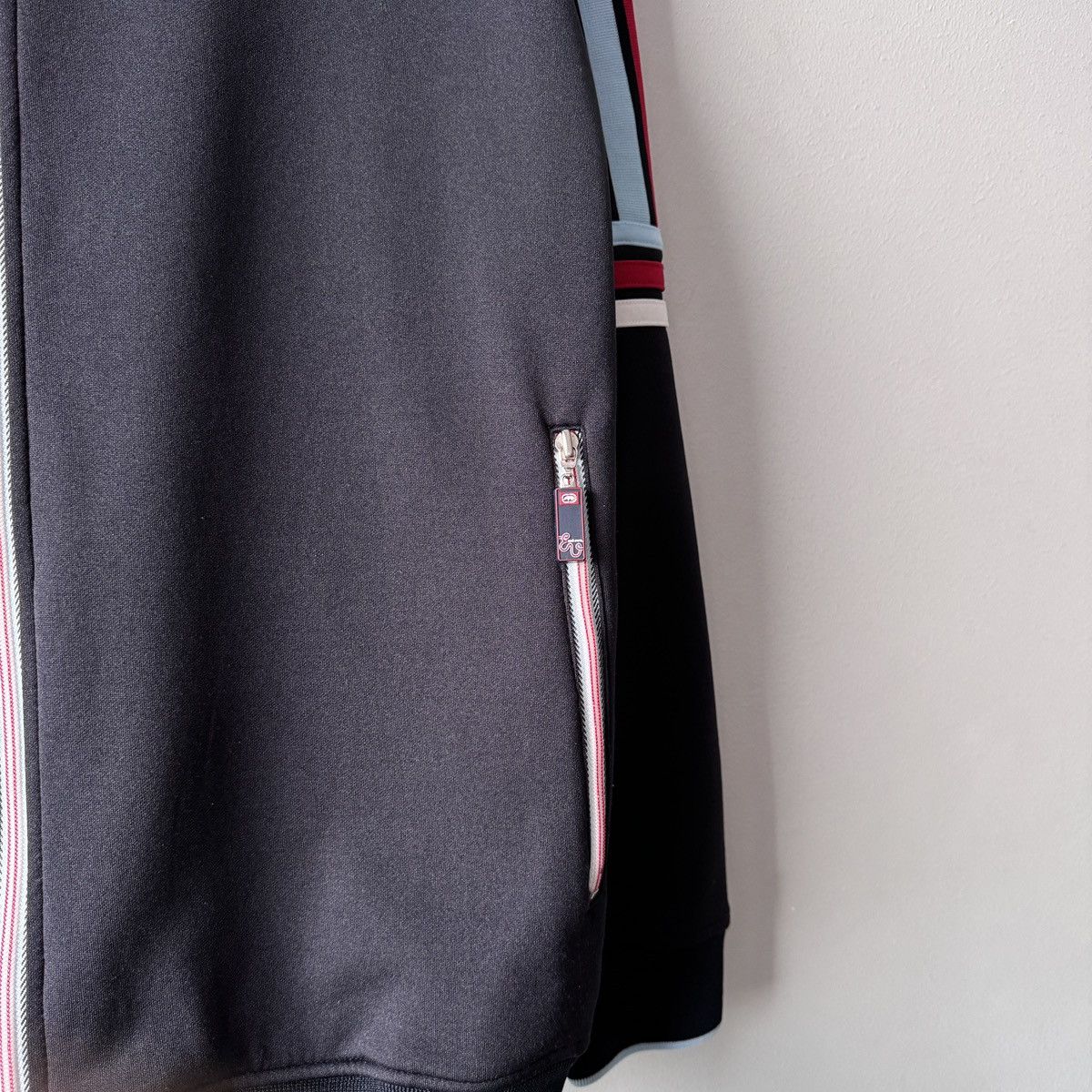 Ecko Unltd. Ecko Unltd. Track Jacket Size L Navy with Red Blue Stripes Size US L / EU 52-54 / 3 - 4 Thumbnail