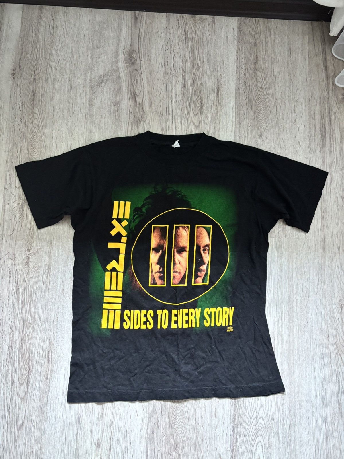 Vintage 1992 Extreme III Sides To Every Story Tour Rock Concert Size US L / EU 52-54 / 3 - 1 Thumbnail