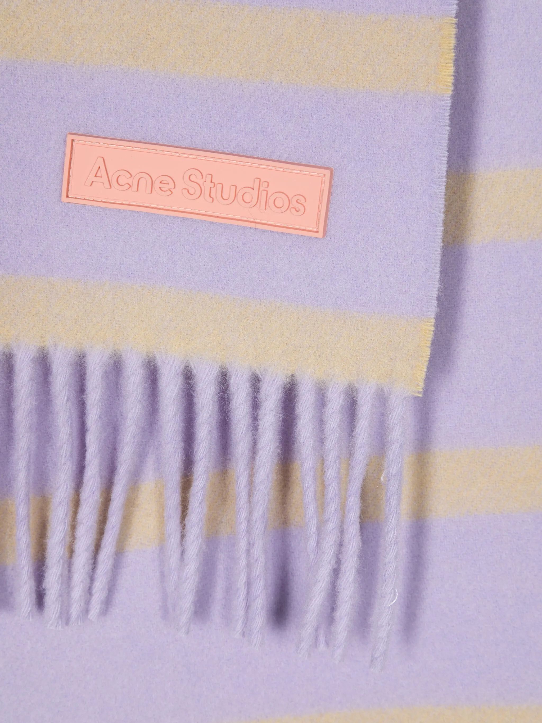 Acne Studios o1y0725 Size : OS / Wool Scarf in Lilac/Mustard Size ONE SIZE - 3 Thumbnail
