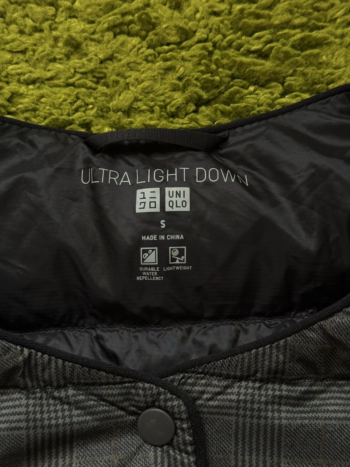 Uniqlo 🇯🇵 Uniqlo Japan checkered puffer down packable vest gilet Size US S / EU 44-46 / 1 - 5 Thumbnail