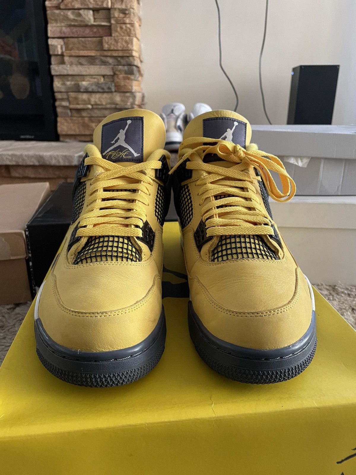 Jordan Brand Jordan 4 Lightning Size US 12 / EU 45 - 5 Thumbnail