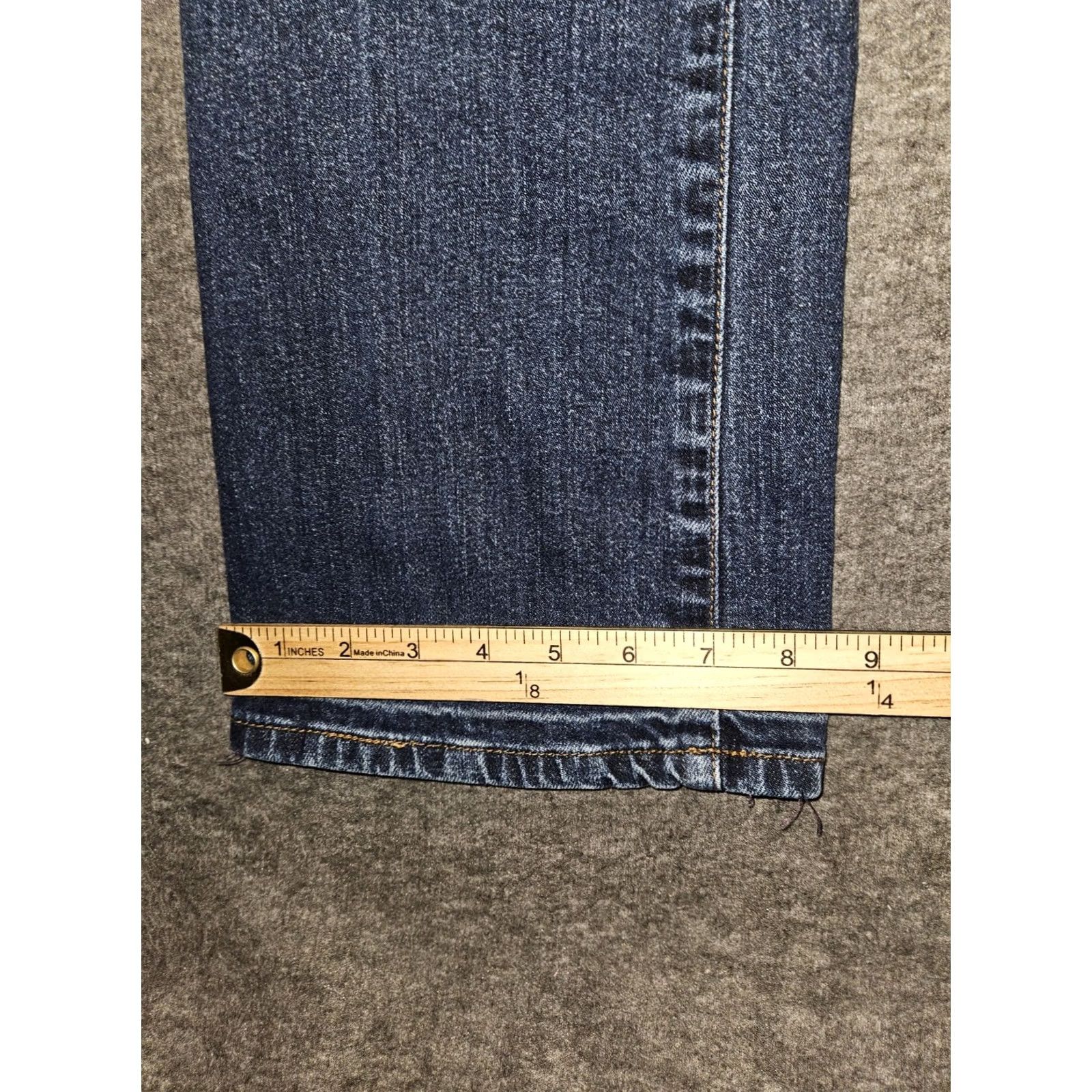 Ralph Lauren VINTAGE Lauren Ralph Lauren Bootcut Jeans Women 6 Blue Mid Rise 29 Inseam Regular Fit City 90s Preppy Logo Button Zipper Size 28" / US 6 / IT 42 - 6 Thumbnail