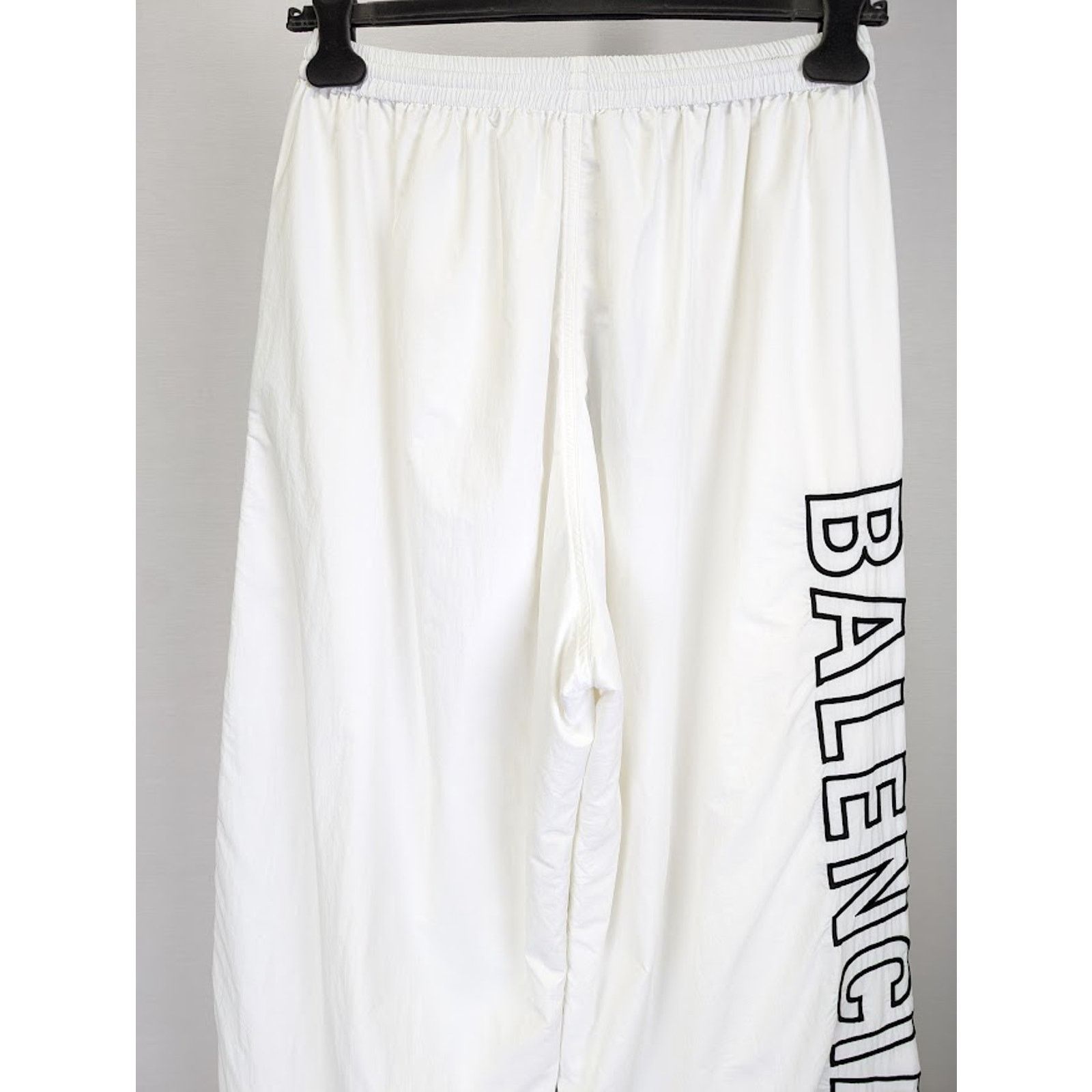 Balenciaga o1rshd1 Light Track Nylon Tracksuit Pants in White Size US 34 / EU 50 - 13 Thumbnail