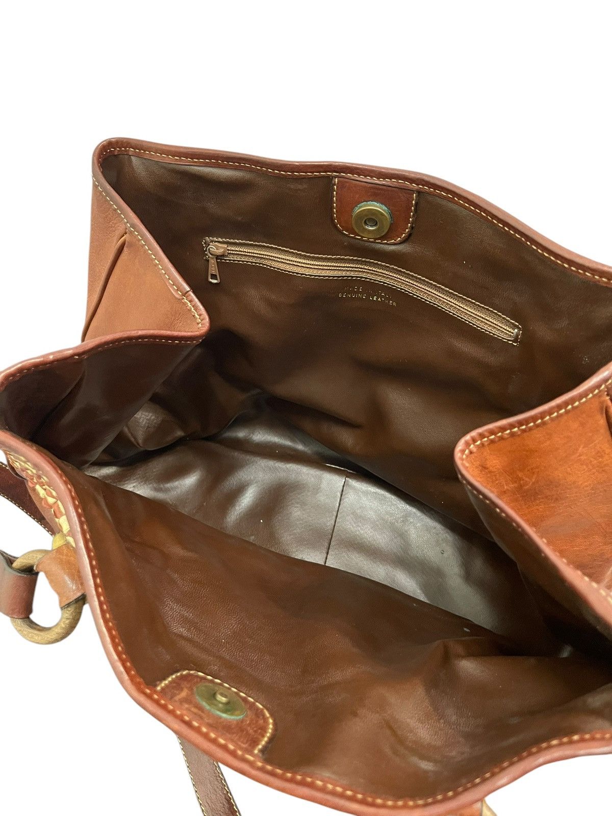 Genuine Leather Full Leather Patina Vintage Unknown Italy Shoulder Bag 1🟩2 Size ONE SIZE - 21 Thumbnail