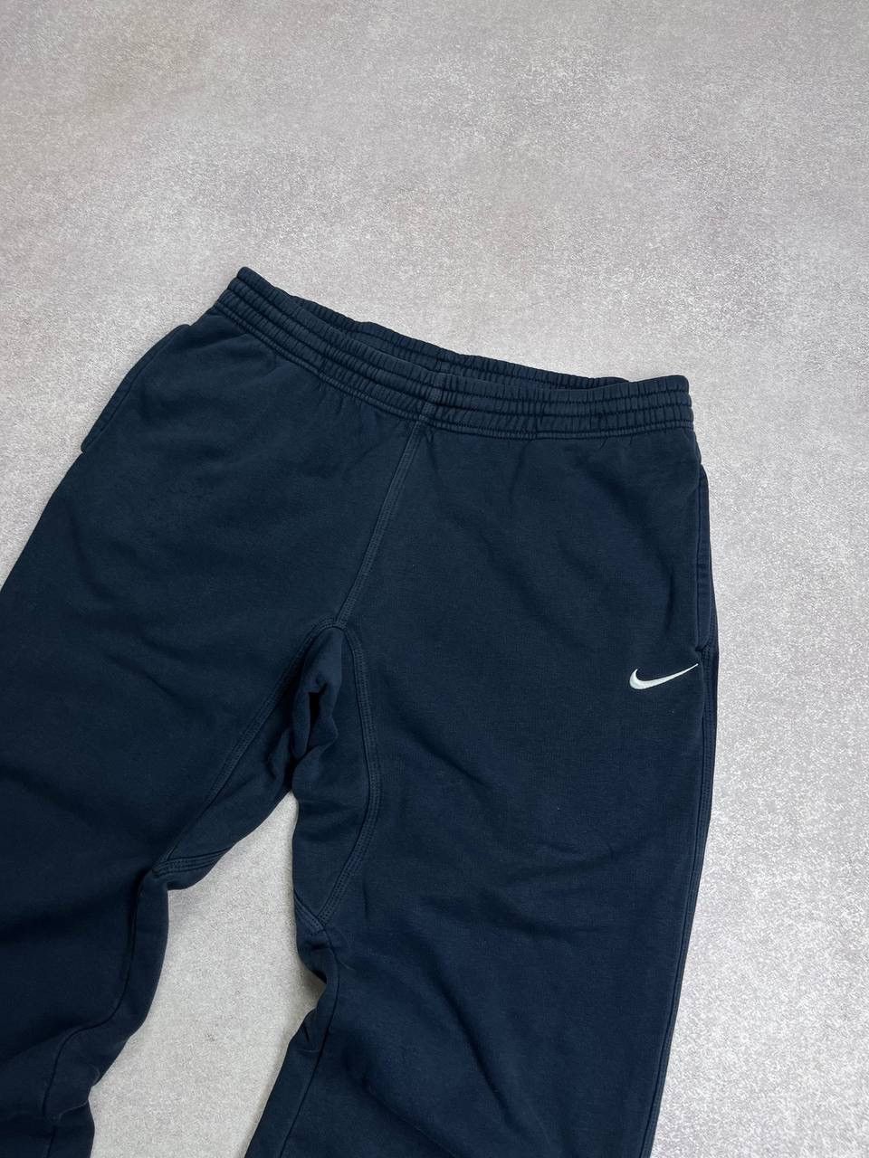 Nike × Vintage Vintage Nike Swoosh Baggy Cotton Sweatpants Rare L Size US 34 / EU 50 - 2 Thumbnail