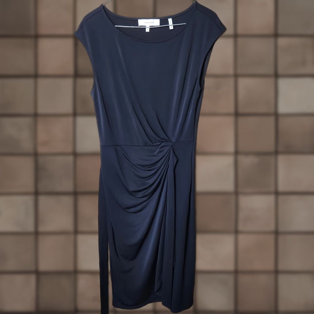Vintage Lark & Ro Black Sleeveless Ruched Tie Waist Knee Length Dress-Size 4 Size S / US 4 / IT 40 - 1 Thumbnail
