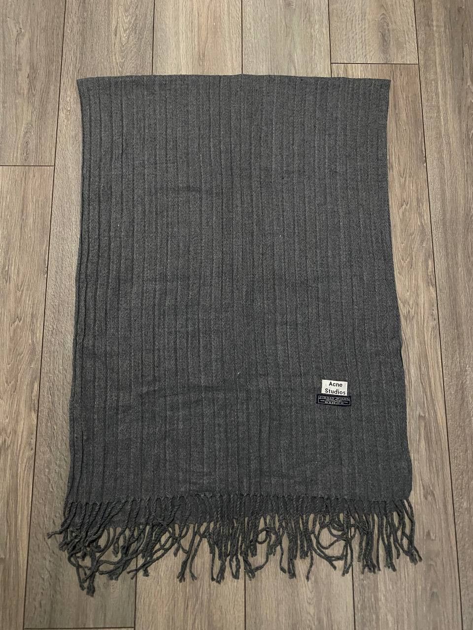 Acne Studios Scarf Acne Studio Virgin Wool Dark Gray OverSize Y2K Size ONE SIZE - 1 Thumbnail
