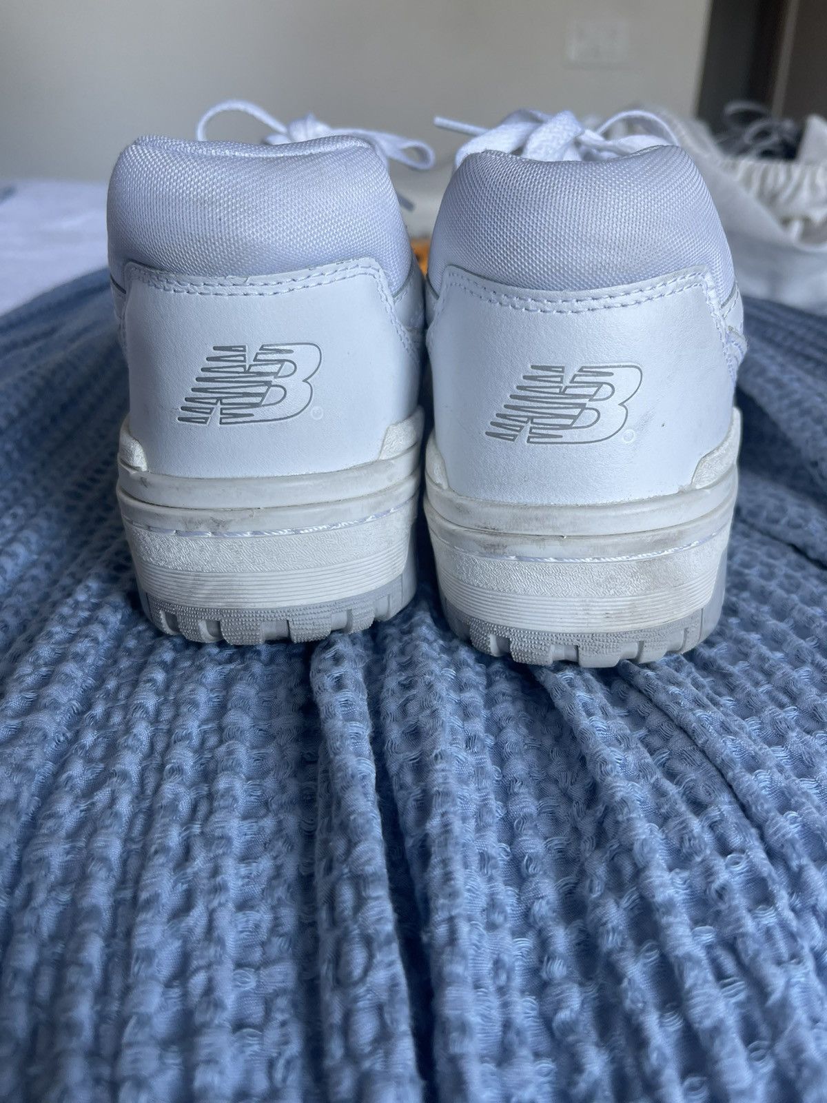 New Balance New Balance 550 white Size US 12 / EU 45 - 4 Thumbnail