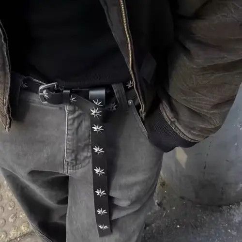 Other Starburst Studded Leather Belt Size ONE SIZE - 1 Thumbnail