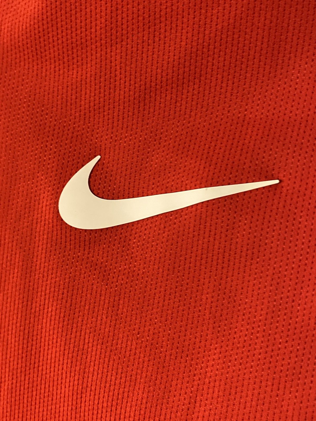 Nike Match Worn Chile Nike Soccer Jersey 2018 Perez #8 Football Size US M / EU 48-50 / 2 - 8 Thumbnail