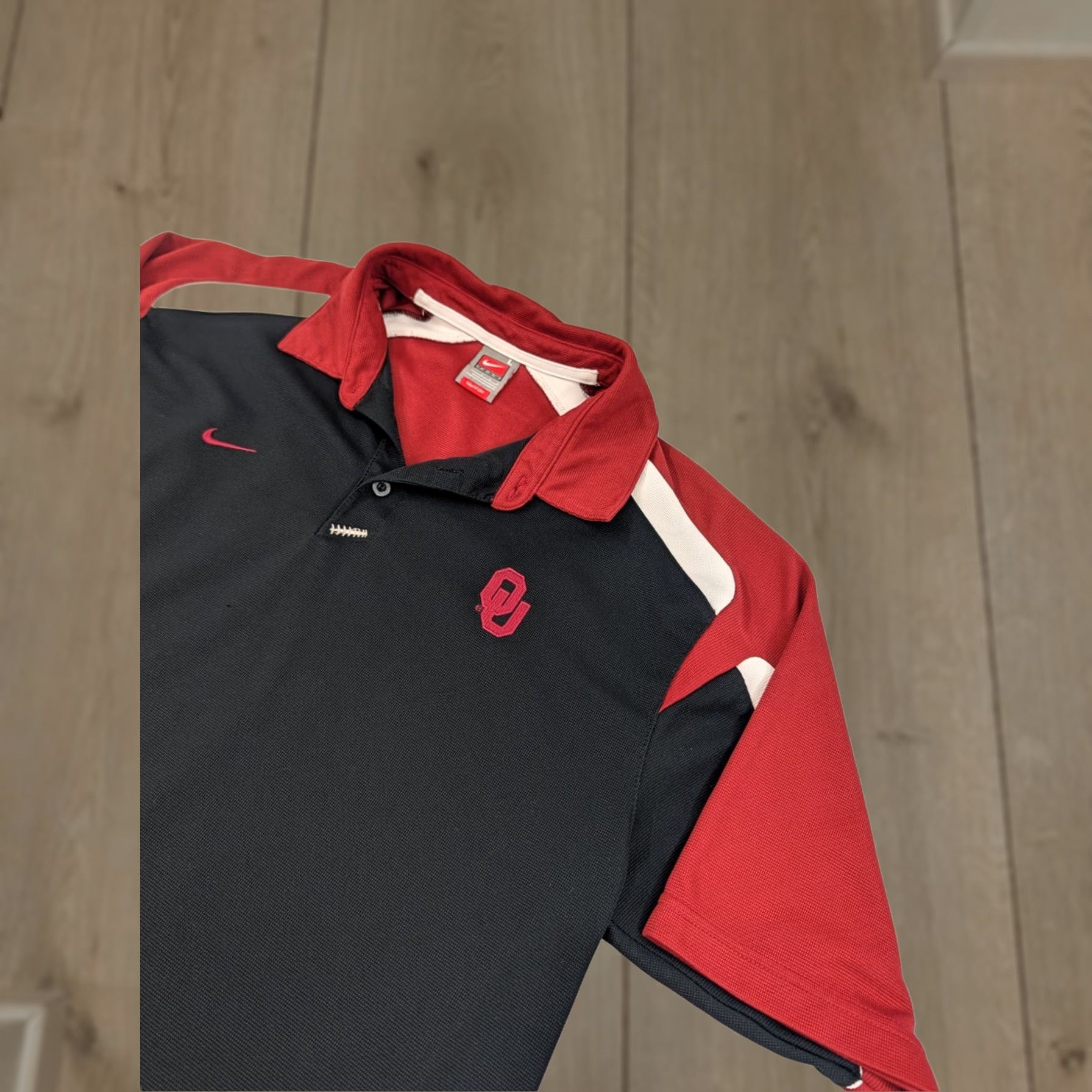 Nike VINTAGE Nike Team Sports Polo Shirt Men L Red Penn State NCAA Logo 90s Baseball Golf College Sports Size US L / EU 52-54 / 3 - 1 Thumbnail