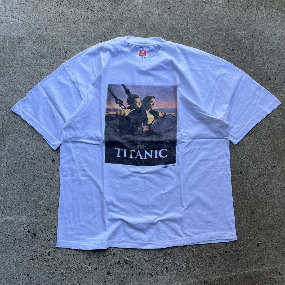 image of Titanic Movie Promo 1998 Paramount Vintage T Shirt Hanes in White, Men's (Size XL)