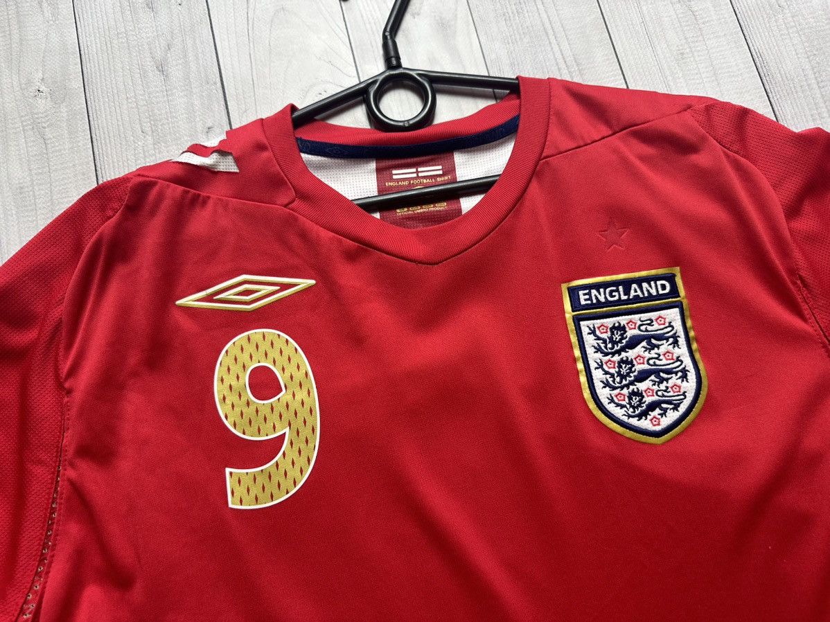 Umbro × Vintage Vintage Umbro red England soccer jersey size XL 9 Rooney Size US XL / EU 56 / 4 - 5 Thumbnail