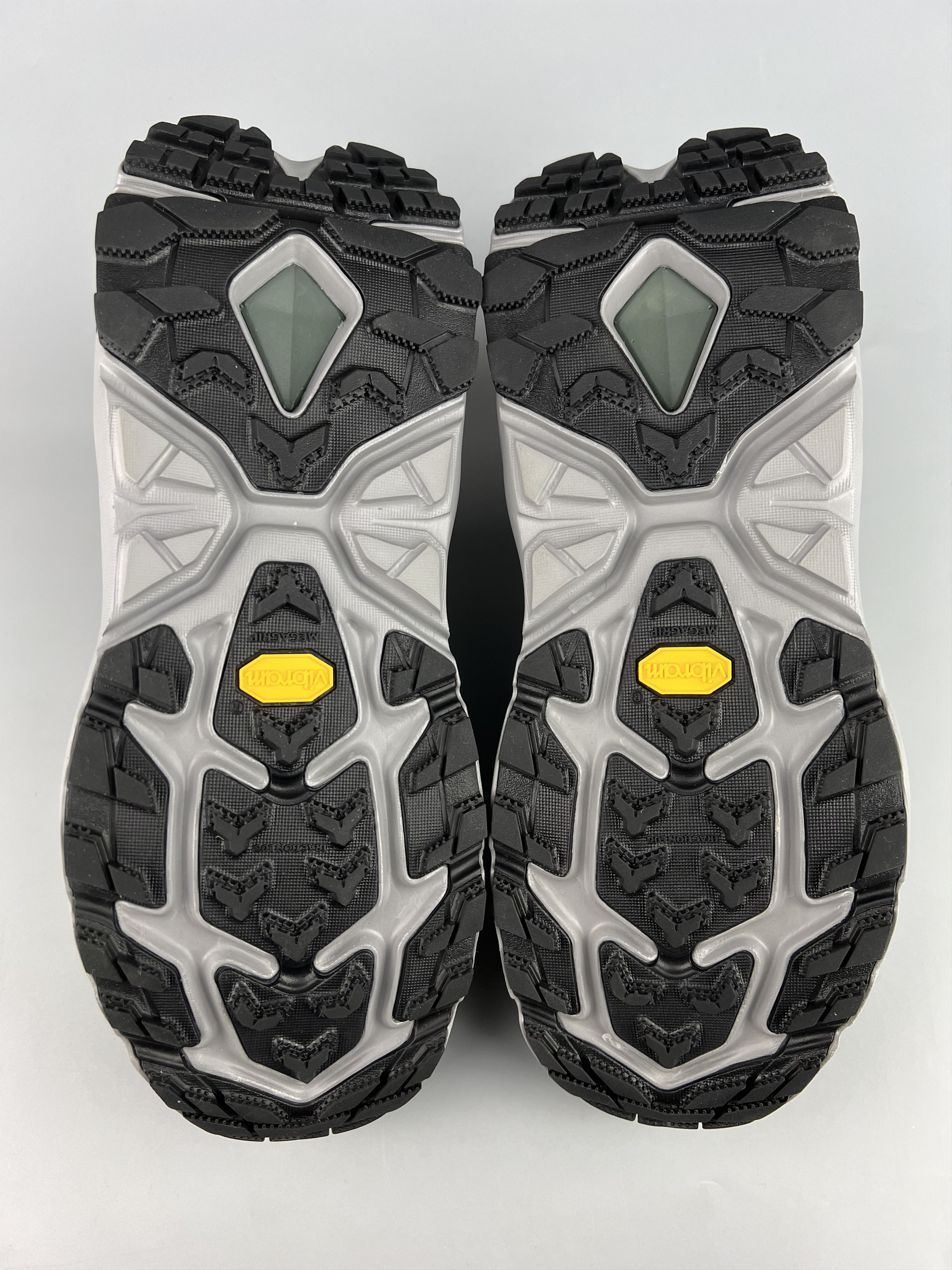 Hoka One One Kaha 2 Low GTX Hiking Shoes