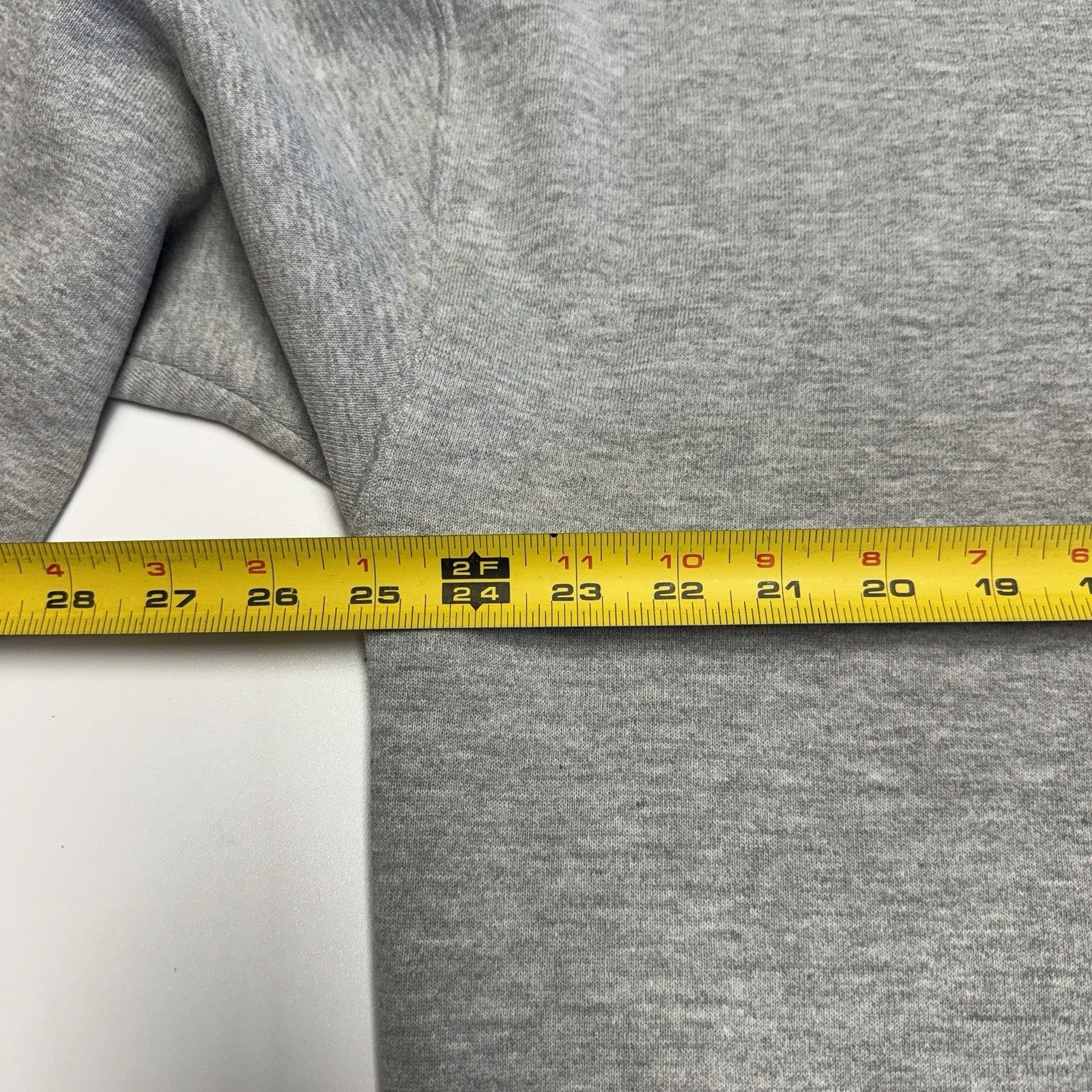 Russell Athletic Vintage 90s Russell Athletic Sweatshirt Mens XL 25x26.5 Gray Size US XL / EU 56 / 4 - 9 Thumbnail