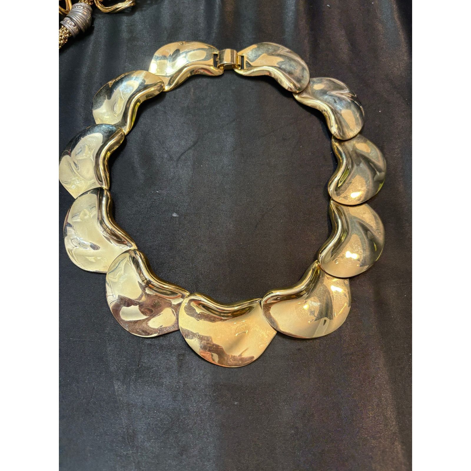 Other Vintage Runway Gold Tone Statement Necklace 152g 16.5” Size ONE SIZE - 9 Thumbnail