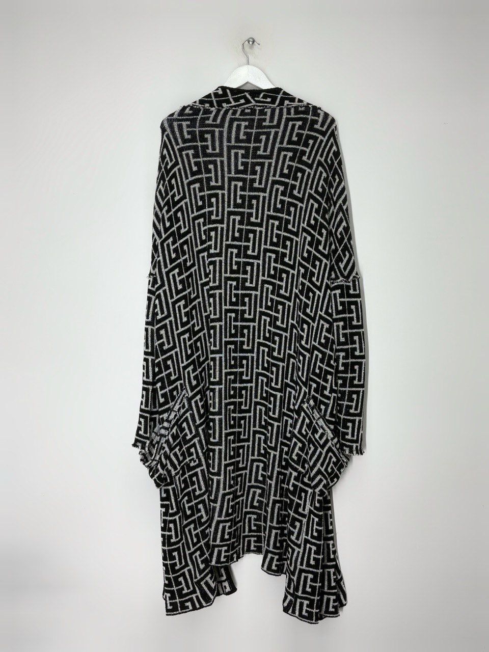 Balmain Balmain Paris Monogram Bathrobe Size US XL / EU 56 / 4 - 4 Thumbnail