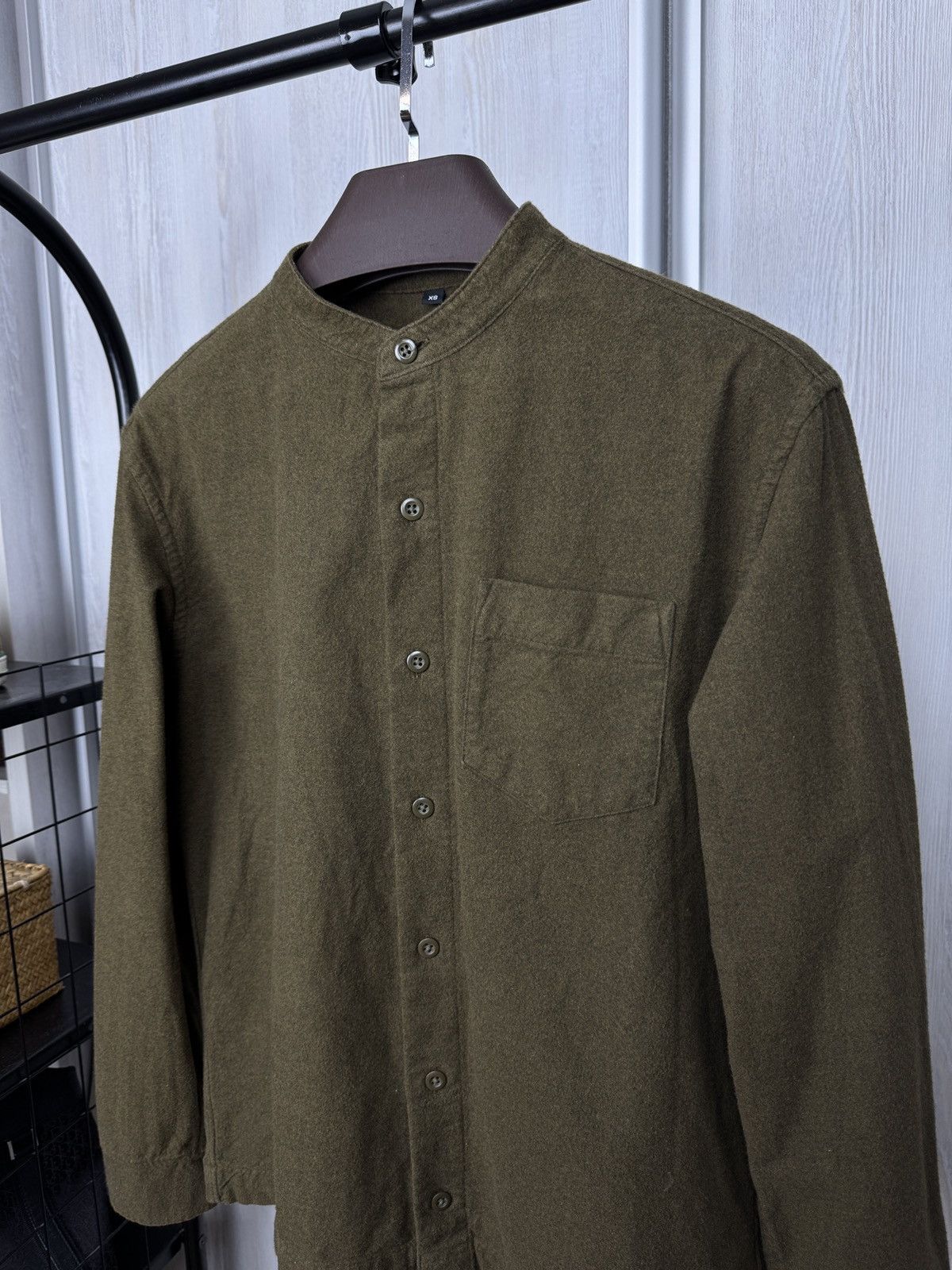 Japanese Brand Muji Khaki Green collarless long sleeve pocket shirt Size US XS / EU 42 / 0 - 3 Thumbnail
