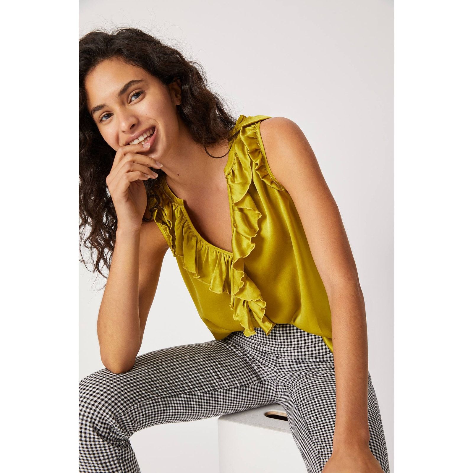 Anthropologie New Anthropologie Lavinia Silk Blouse Ruffled Chartreuse Size S / US 4 / IT 40 - 3 Thumbnail