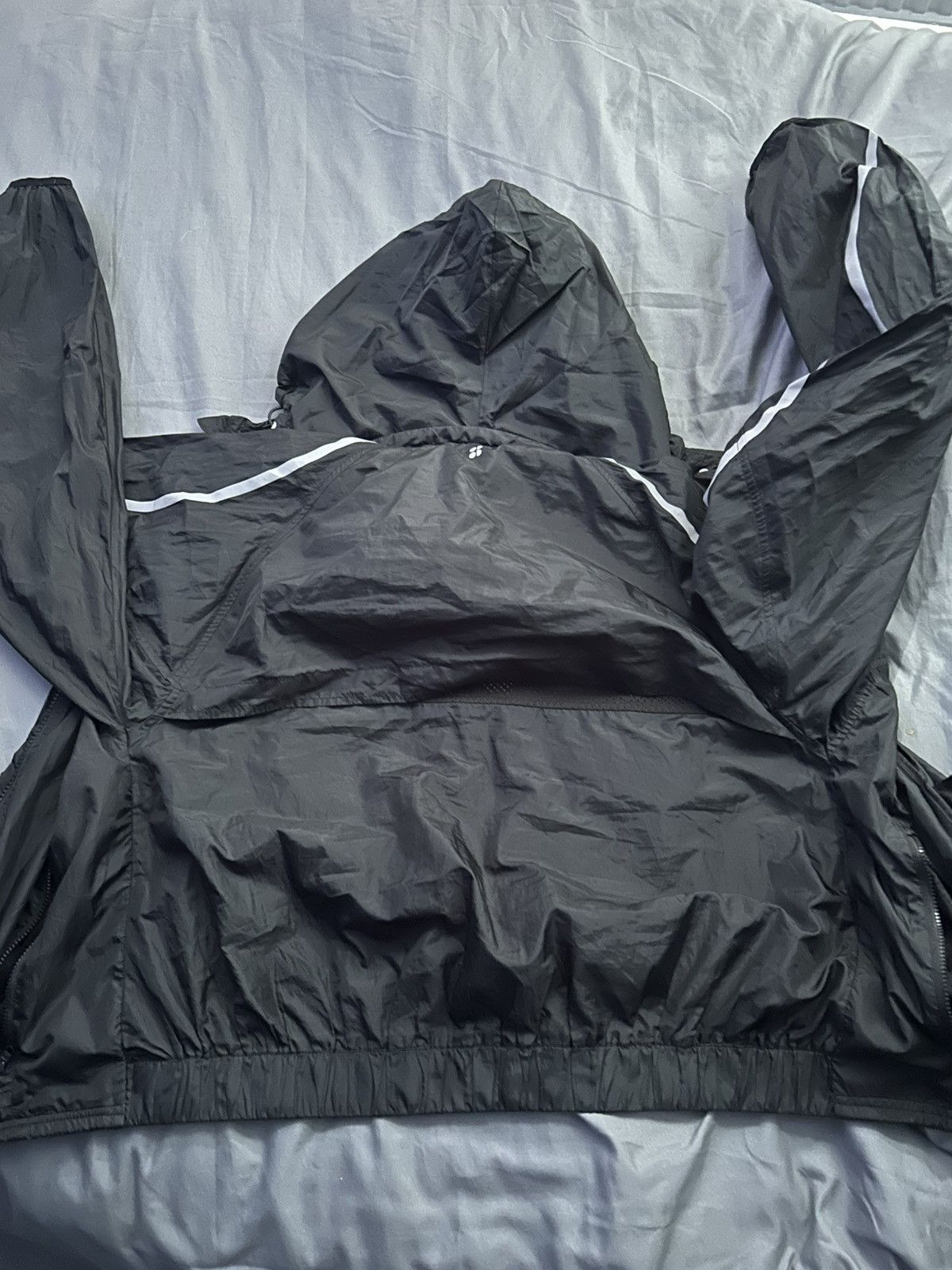 Sweaty Betty Sweaty Betty black windbreaker jacket Size S / US 4 / IT 40 - 2 Thumbnail