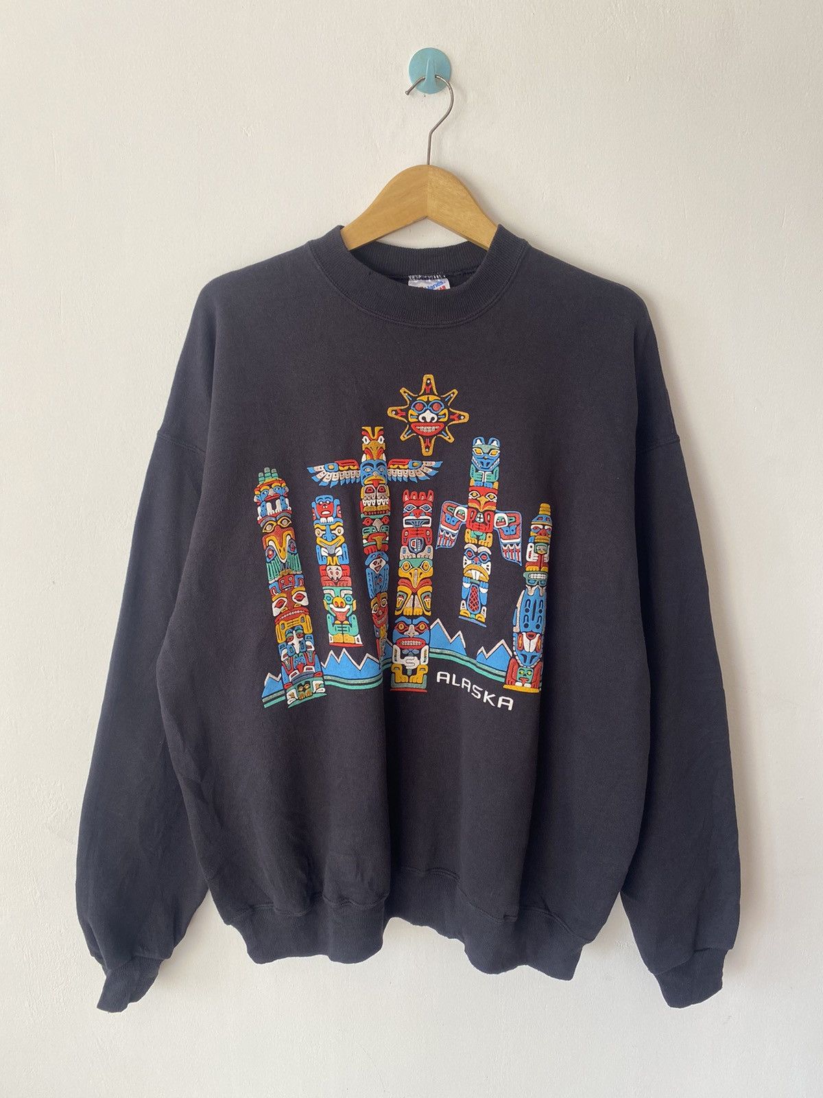 Hanes × Vintage Vintage Alaska Hanes 90s Voodo Glow Skull Crewneck Sunfaded Size US XXL / EU 58 / 5 - 1 Thumbnail