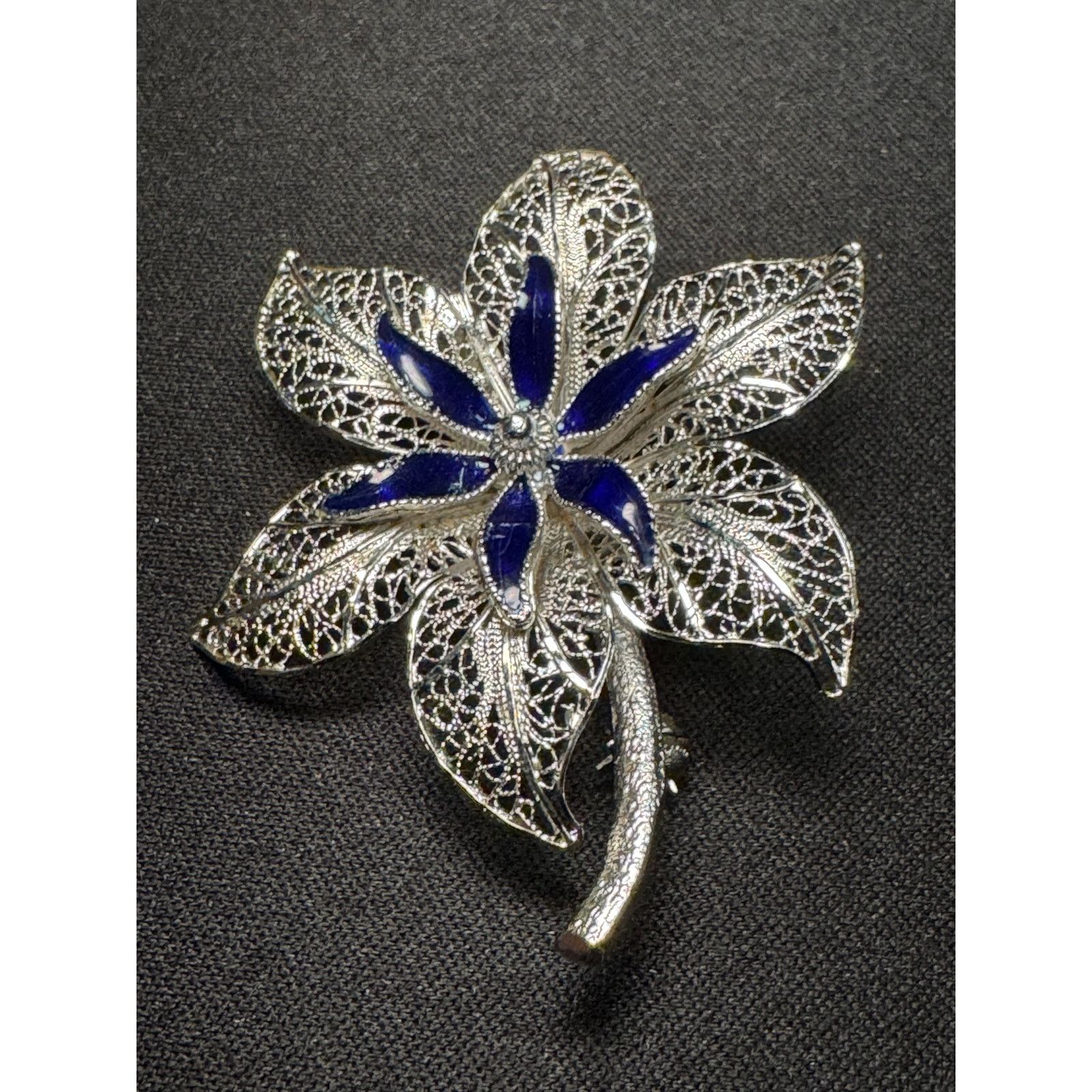 Other Sterling Van Lou Filigree Flower Brooch Blue Enamel Accents Size ONE SIZE - 3 Thumbnail