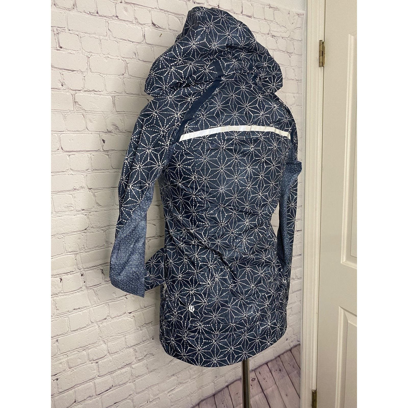 Lululemon Lightweight Lululemon 1/4 zip pullover size 2 Size XS / US 0-2 / IT 36-38 - 12 Thumbnail