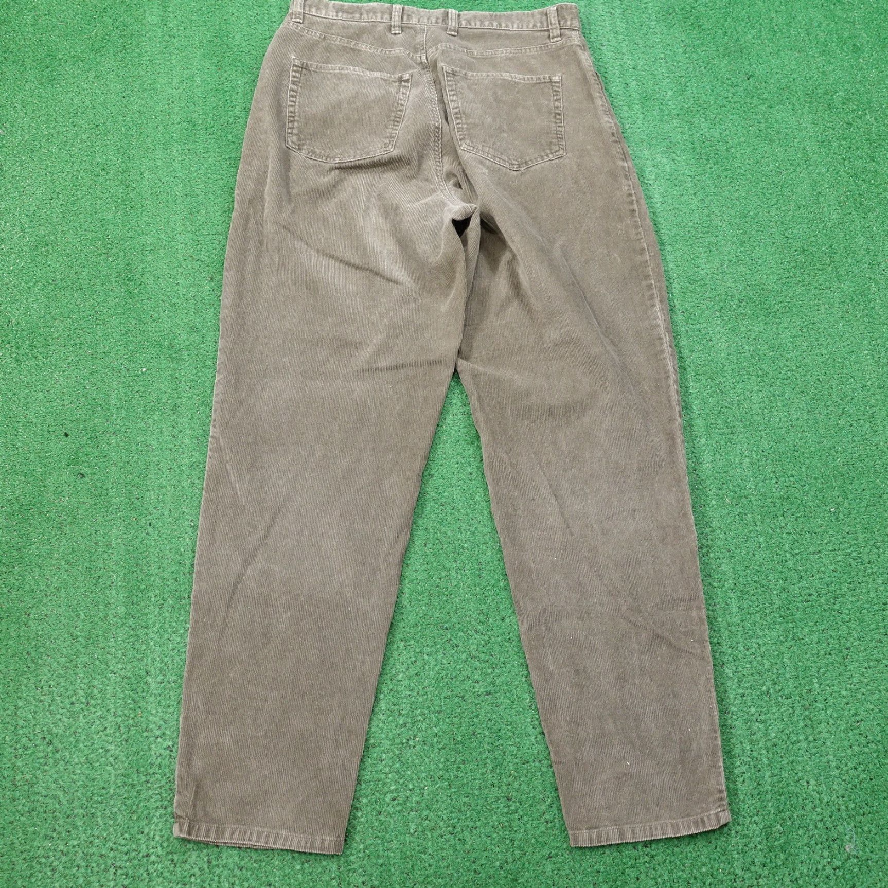 Eddie Bauer EDDIE BAUER Green Corduroy Chino Pants Womens Size 14 Regular Size 36" / US 14 / IT 50 - 4 Thumbnail