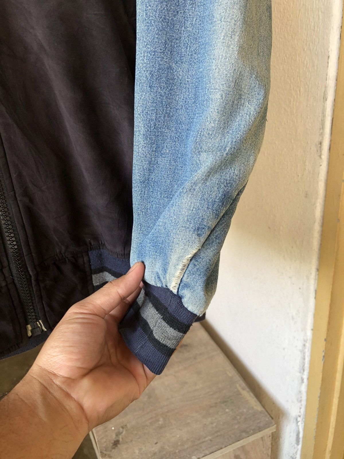 Quiksilver Vintage 90s Quiksilver 70 Denim Distressed Hoodie Jacket Size US XXL / EU 58 / 5 - 9 Thumbnail