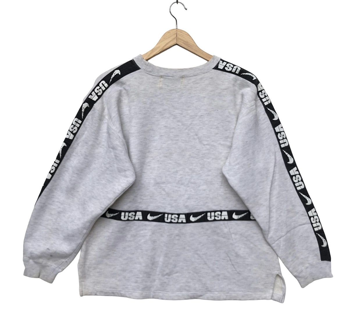 Vintage Vintage 90s Nike Side Tape Spell Out Big Logo Sweatshirt | S Size US S / EU 44-46 / 1 - 6 Thumbnail