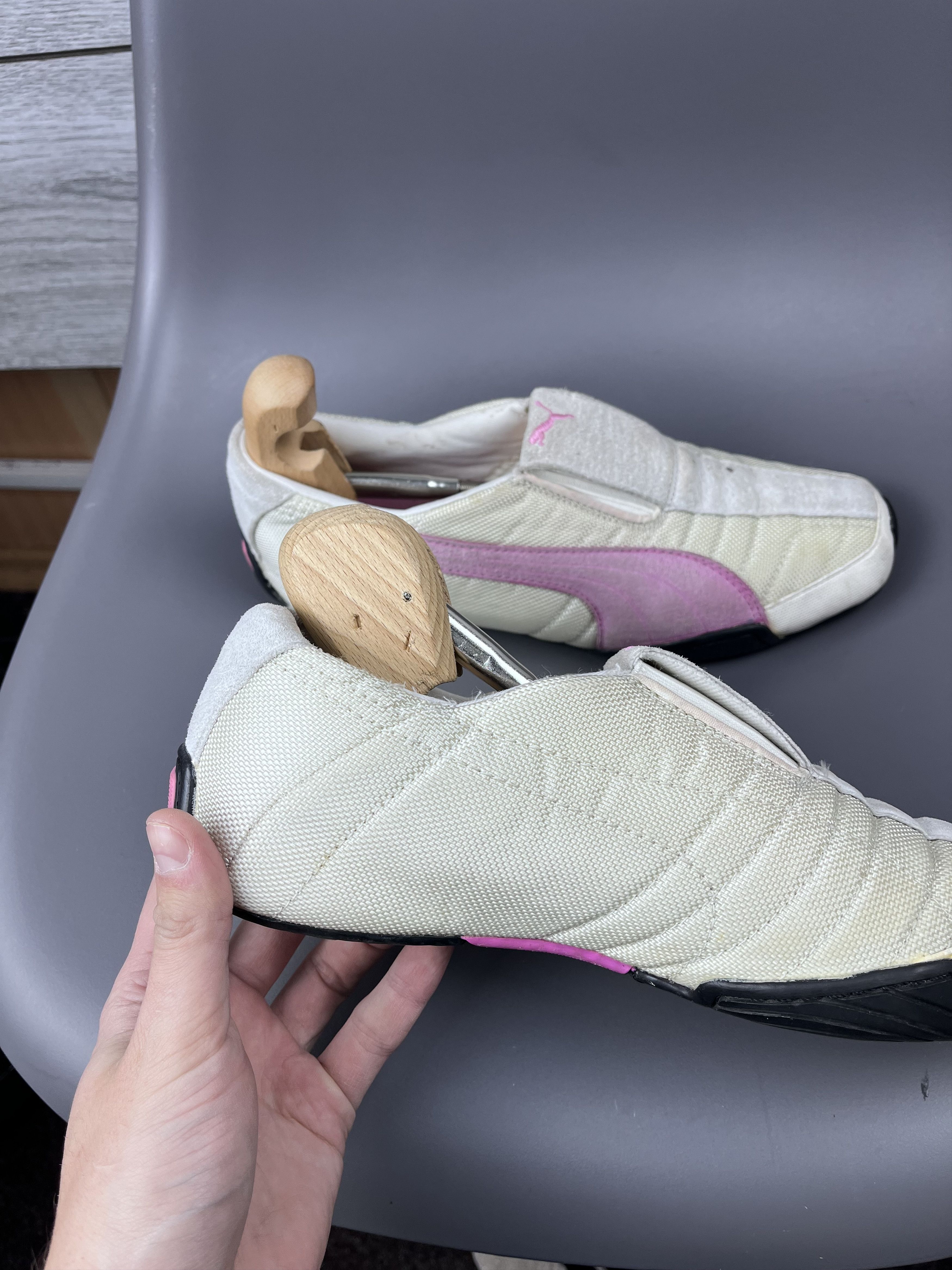 Puma Puma Slip-On Racing Shoes White Pink Low Profile Rare 40 siz Size US 7 / EU 40 - 8 Thumbnail